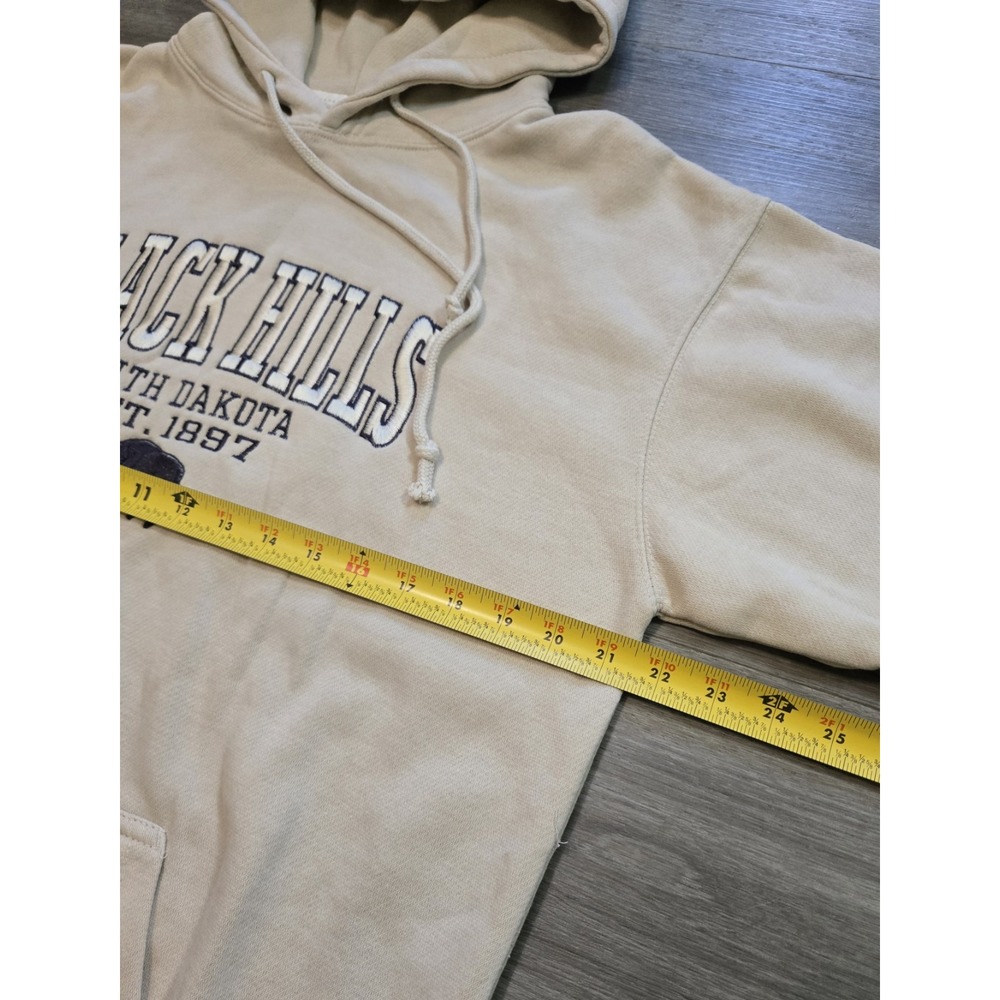 Black Hills South Dakota Embroidered Beige Pullover Hoodie Size Medium - Picture 9 of 13